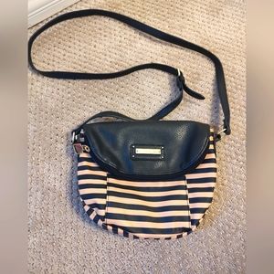 Madden Girl crossbody purse